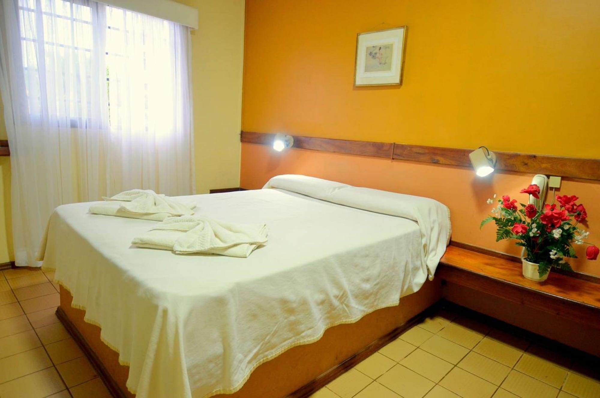 Hosteria Casa Blanca Iguazu Puerto Iguazú Zewnętrze zdjęcie
