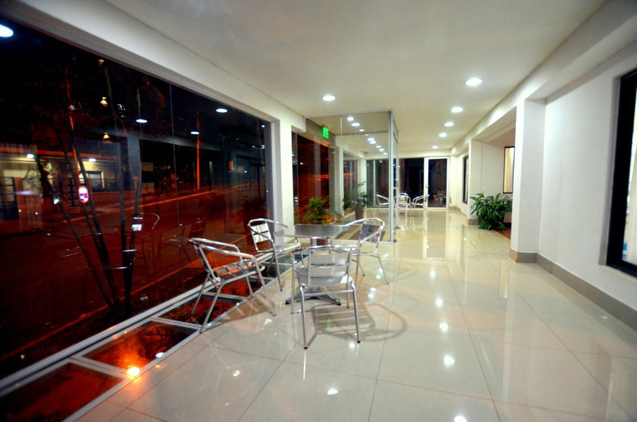 Hosteria Casa Blanca Iguazu Puerto Iguazú Zewnętrze zdjęcie
