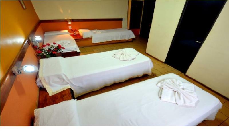 Hosteria Casa Blanca Iguazu Puerto Iguazú Zewnętrze zdjęcie